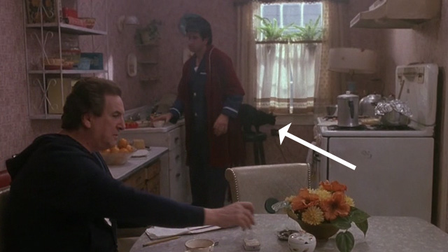 29th Street - black cat Vinnie in background of kitchen with Frank Pesce Anthony LaPaglia and Danny Aiello