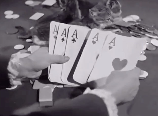 Adamo ed Eva - tabby kittens on table with hand that has five aces