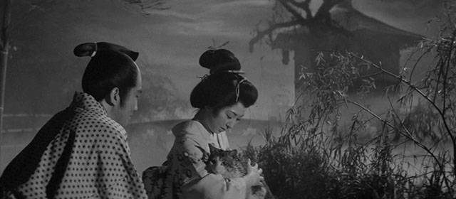 Bakeneko - Yukiji Kyoko Mikage holding tabby and white cat Tama in swamp with Jonosuke Kôtarô Satomi