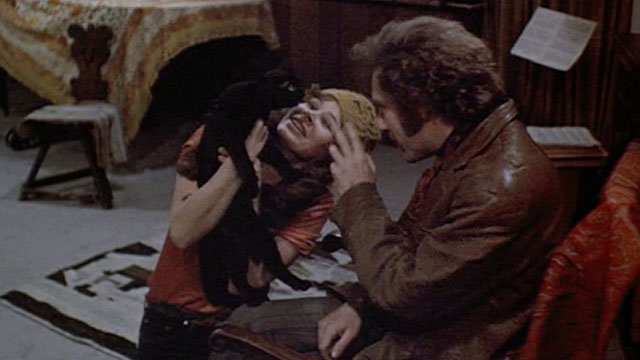 Born to Win - Parm Karen Black introducing J George Segal to black cat Norman
