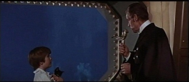 Captain Nemo and the Underwater City kitten meeting Captain Nemo