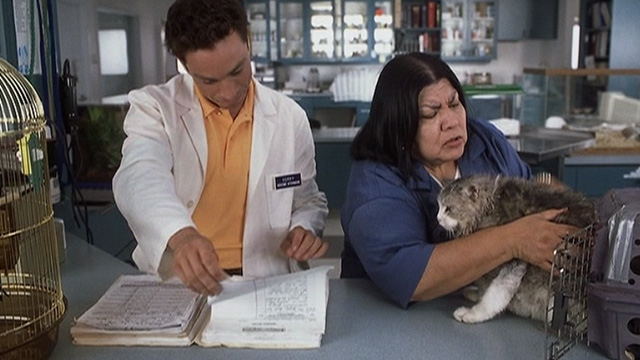 Corky Romano - Mrs. Hernandez Irene Olga López pulling Baby Jesus large fat long-haired cat from carrier with Corky Chris Kattan