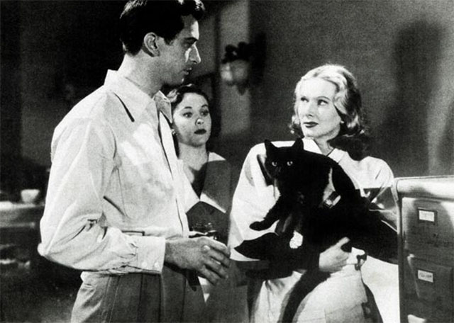 The Creeper - Gwen June Vincent holding black cat with white paw with Dr. Reade John Baragray and a terrified Nora Janis Wilson behind
