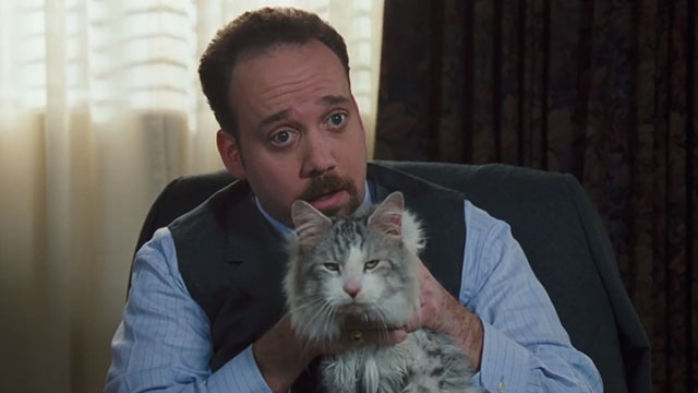 Doctor Dolittle - Blaine Paul Giamatti holding longhaired gray and white tabby cat Bettleheim