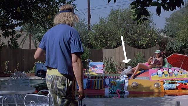 Earth Girls Are Easy - white Angora cat Bambi with Valerie Geena Davis on spaceship in pool