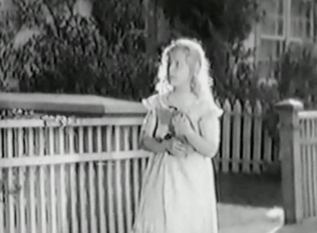 Huckleberry Finn - Becky Thatcher Mitzi Green holding small kitten