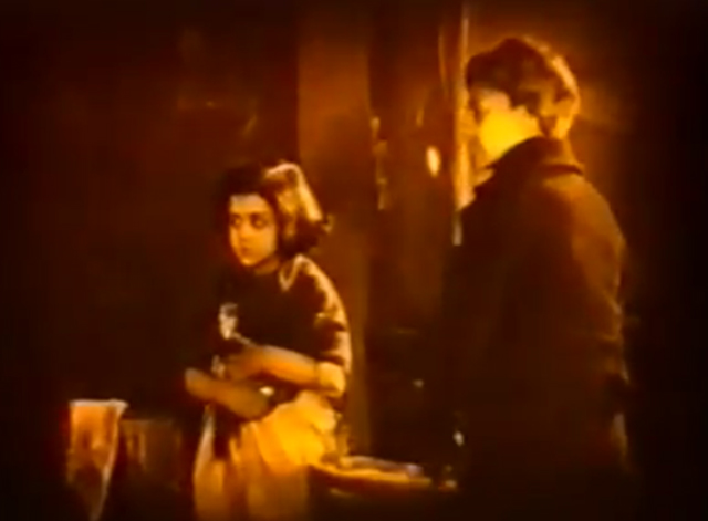 Humoresque - boys confront girl Minnie Miriam Battista with dead kitten inside cloak