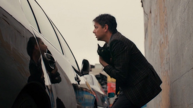 Lost Cat Corona - black cat Leonard finally caught by Dominic Ralph Macchio