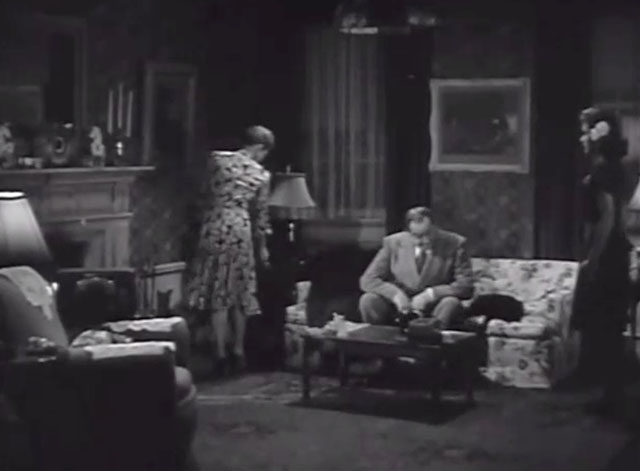 Main Street After Dark - Lieutenant Lorrigan Edward Arnold sitting on couch with black cat lying beside him with Ma Abby Dibson Selena Royle and Rosalie Dorothy Morris