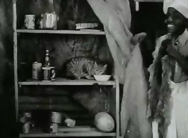 Mickey's Holiday - Hambone shows tabby cat eating to Mickey
