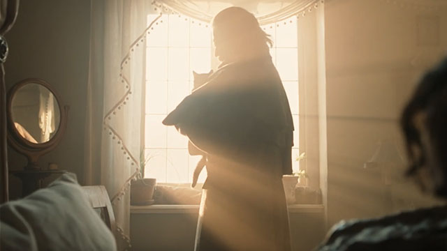 Nosferatu - silver tabby cat Greta in arms of Professor von Franz Willem Defoe