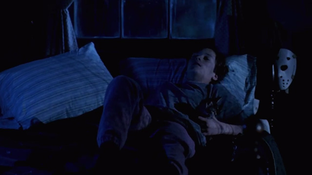 Pet Sematary Two - tabby kitten Tiger lying next to Jeff Edward Furlong on bed