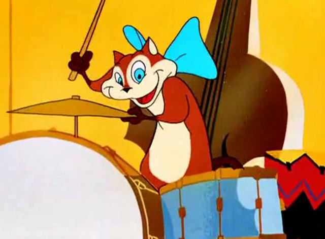 Pizzycato Pussycat - cat holding cymbal