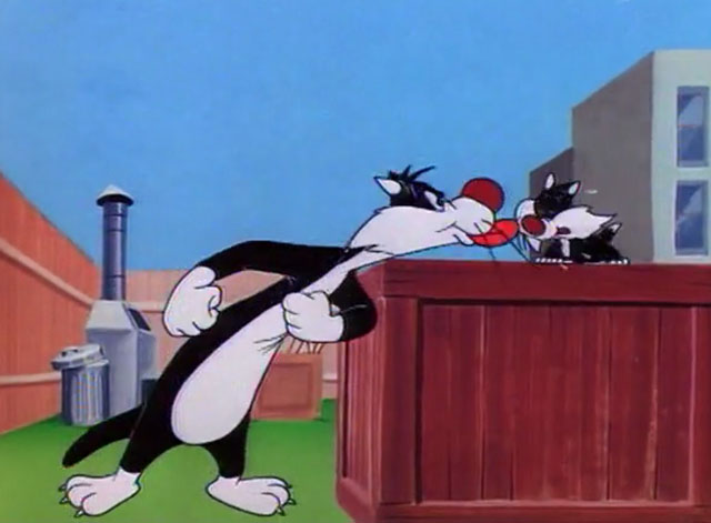 Pop 'im Pop - Sylvester cat spitting on Sylvester Jr.
