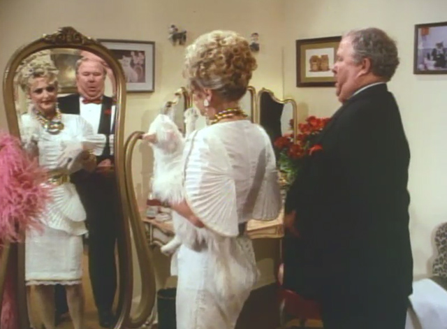 Repossessed - Ernest Weller Ned Beatty and Fanny Ray Weller Lana Schwab in dressing room with white cat Kit Kat