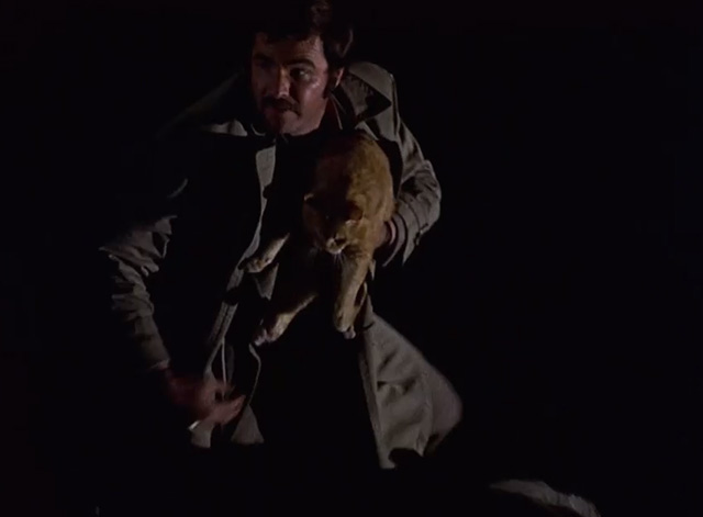 Shamus - McCoy Burt Reynolds sneaking into apartment with Cat Morris