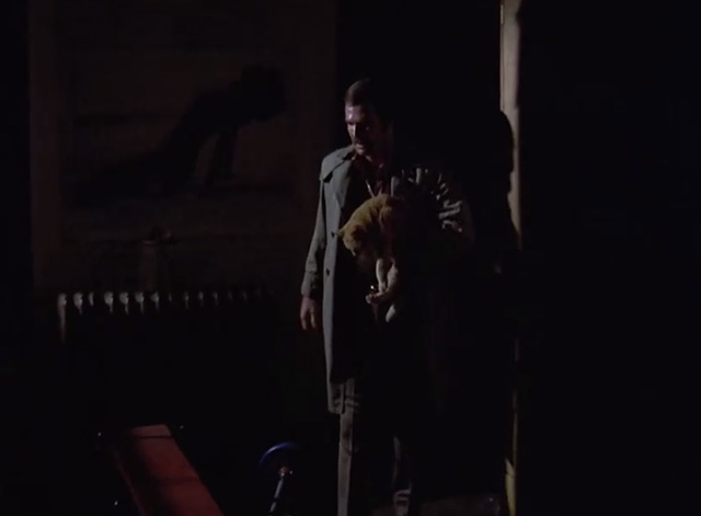 Shamus - McCoy Burt Reynolds sneaking into apartment with Cat Morris