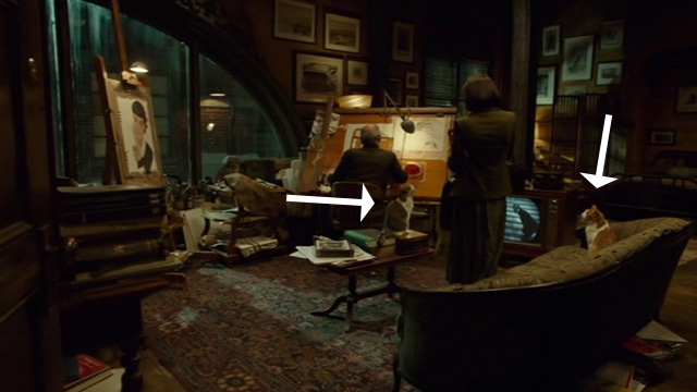 The Shape of Water - Elisa Sally Hawkins and Giles Richard Jenkins in apartment with cats