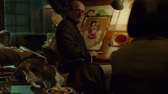The Shape of Water - Elisa Sally Hawkins and Giles Richard Jenkins in apartment with calico cat
