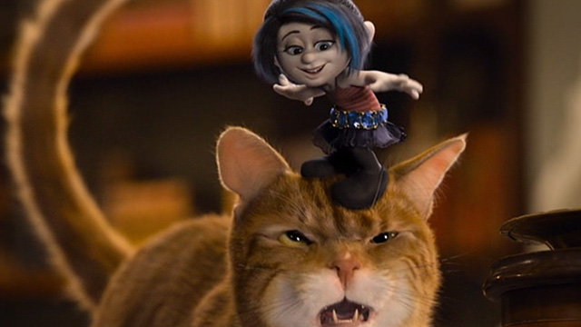 The Smurfs 2 - Azrael cat with Vexy on his head
