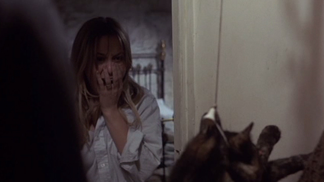 Straw Dogs - Amy Susan George screaming upon finding tortoiseshell cat Kitty hanging in wardrobe