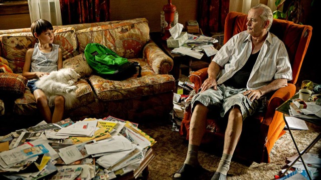 St. Vincent - Oliver Jaeden Lieberher with white Persian cat Felix on lap and Vincent Bill Murray