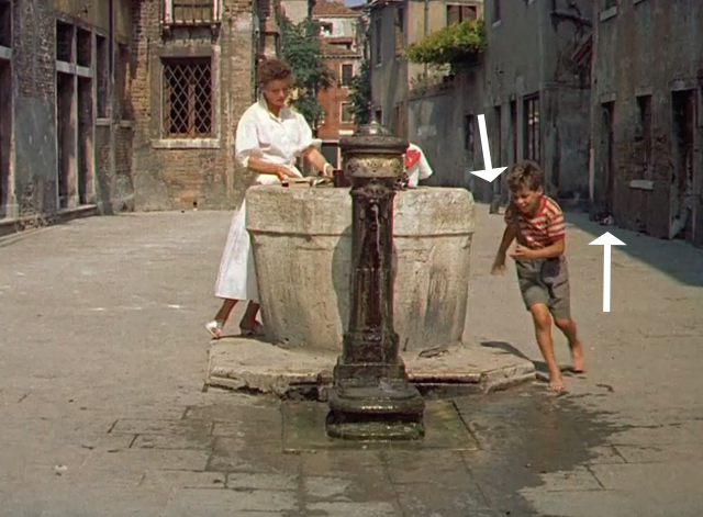 Summertime - Jane Hudson Katharine Hepburn and Mauro Gaetano Autireo on streets with cats in background