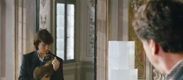 The Thief Lord - Scipio Rollo Weeks holding Siamese cat