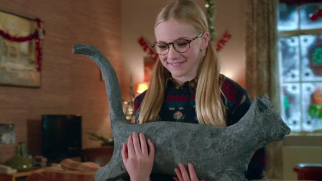 Wiplala - cat Vlieg Fly in stone held by Nella Della Kee Ketelaar