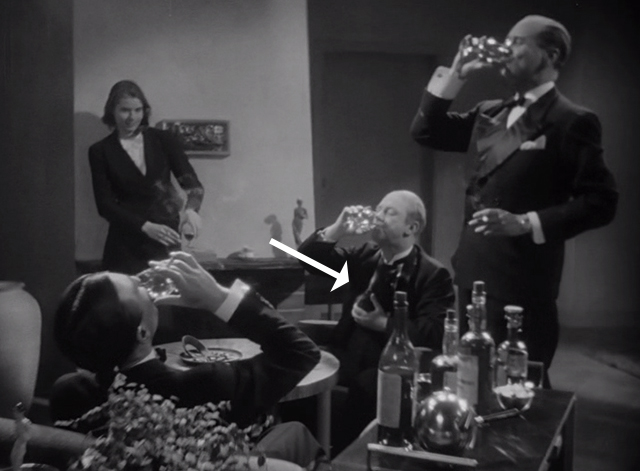 A Woman's Face - Anna Ingrid Bergmen with men and Nyman Erik Berglund holding black kitten