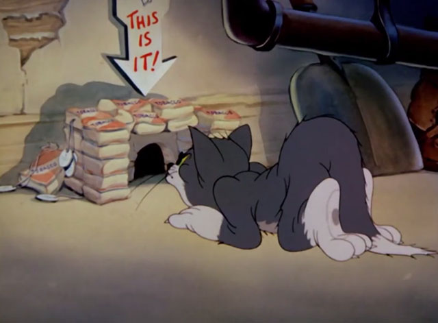 The Yankee Doodle Mouse - Tom cartoon cat crouching outside mouse hole