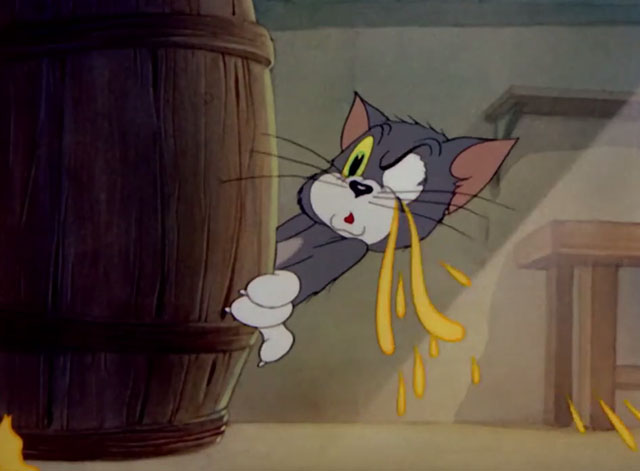 The Yankee Doodle Mouse - Tom cartoon cat with egg in his eye