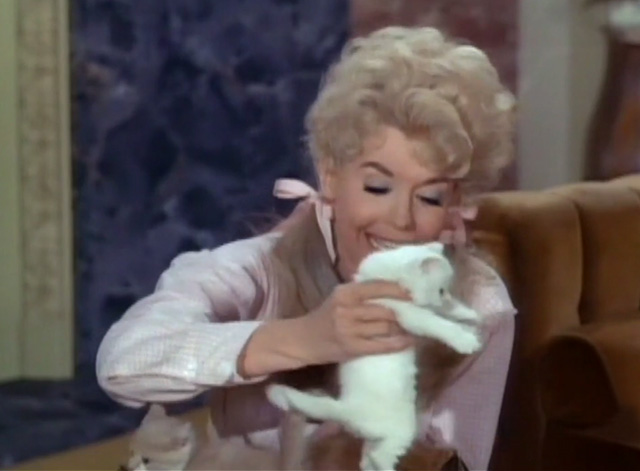 The Beverly Hillbillies - Jed Buys the Capitol - Elly May Donna Douglas holding white kitten