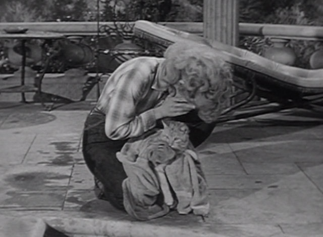 The Beverly Hillbillies - Jethro's Friend - Elly May Donna Douglas hiding eyes with Rusty cat Orangey in towel