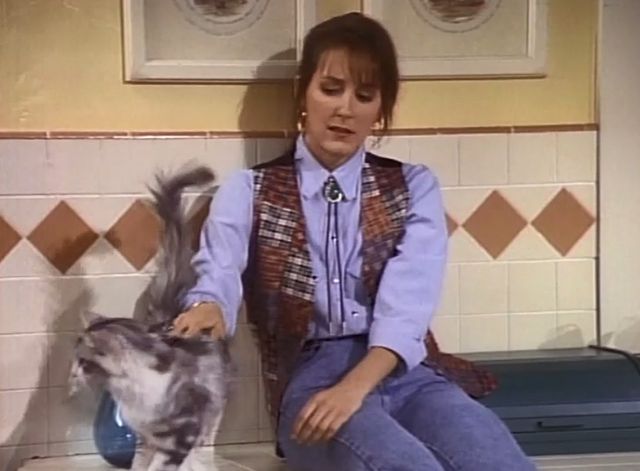 Bob - The Lost Episode - Trisha Cynthia Stevenson in kitchen petting cat Otto