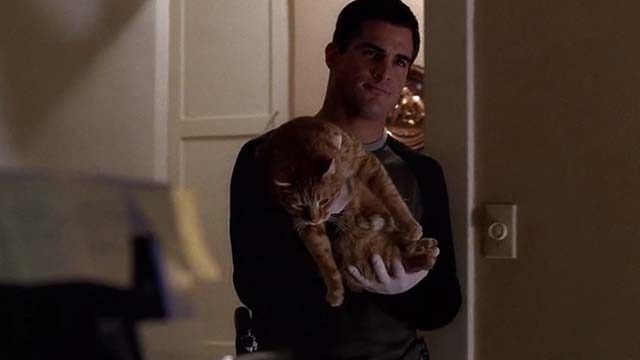 CSI: Crime Scene Investigation - $35K O.B.O. - Nick George Eads bringing orange tabby cat into room