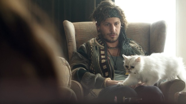 Cuckoo - Grandfather's Cat Cuckoo Andy Samberg with white Persian cat Floxsie on his lap