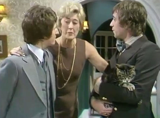 Doctor in Charge - A Man's Best Friend is his Cat - Duncan Robin Nedwell holding brown tabby cat with Paul George Layton and Lady Loftus Joan Benham