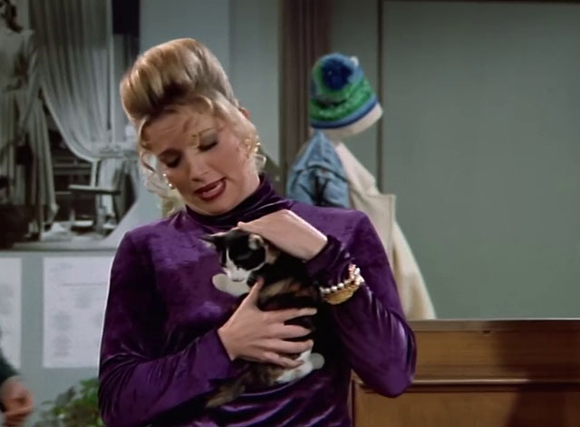 The Drew Carey Show - There Is No Scientific Name for a Show About God - Suzie Angela Dohrmann holding calico kitten