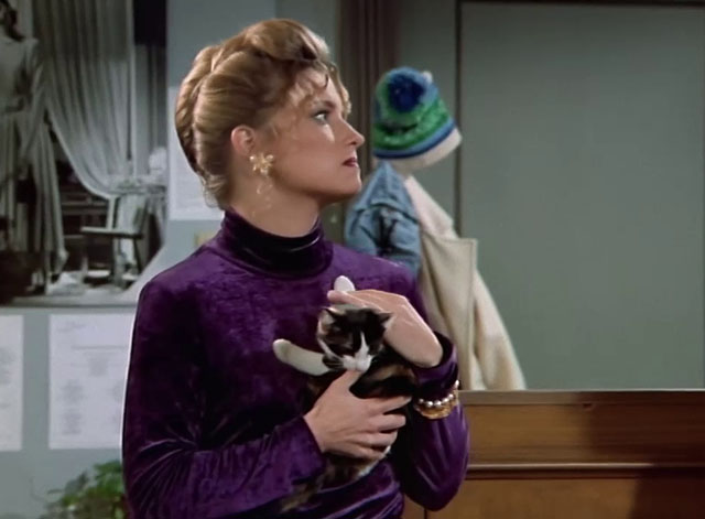 The Drew Carey Show - There Is No Scientific Name for a Show About God - angry Suzie Angela Dohrmann holding calico kitten