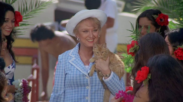 Fantasy Island - Beachcomber / The Last Whodunnit - Mabel Celeste Holm arriving on island with ginger tabby cat Hercule