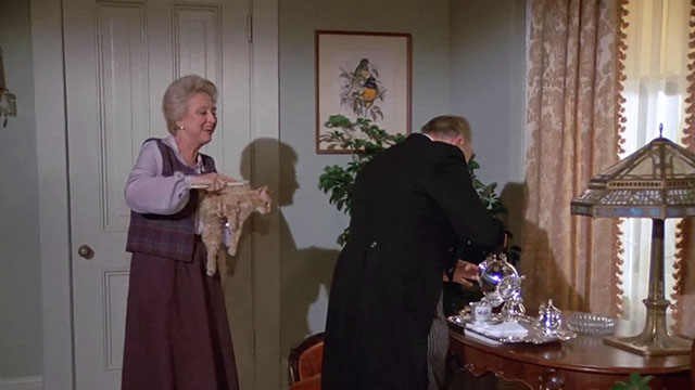 Fantasy Island - Beachcomber / The Last Whodunnit - Mabel Celeste Holm brushing ginger tabby cat Hercule with hair brush with Helmsley Maurice Evans