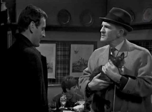Francis Durbridge Presents - A Game of Murder - Episode 5 - Norman Peter Copley holding Siamese cat Chow in pub with Kerry Gerald Harper