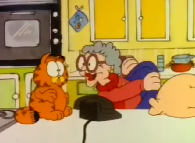 Garfield's Thanksgiving - Garfield with grandma in kitchen