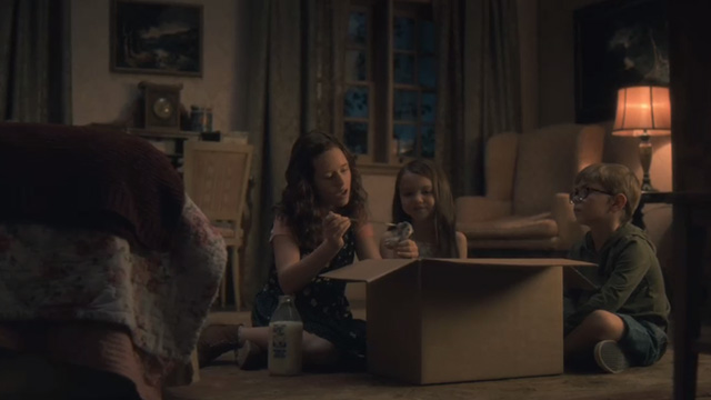 The Haunting of Hill House - Open Casket - Shirley Lulu Wilson feeding kitten with eyedropper