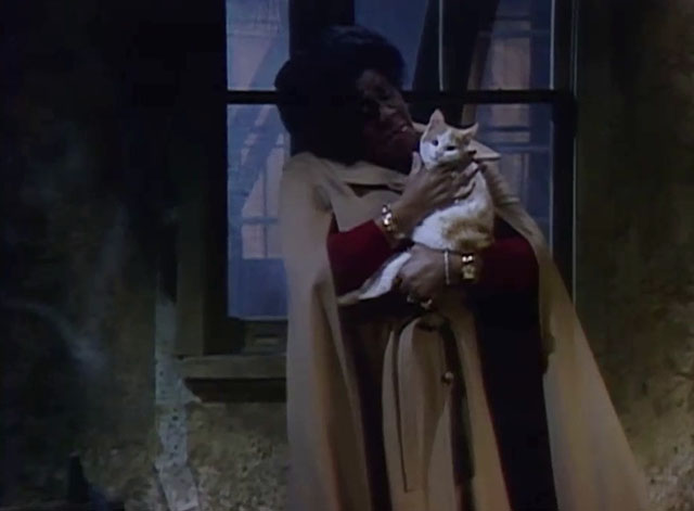 The Jeffersons - And the Doorknobs Shined Like Diamonds - Louise Isabel Sanford holding ginger and white tabby cat