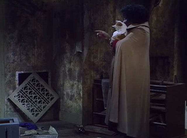 The Jeffersons - And the Doorknobs Shined Like Diamonds - Louise Isabel Sanford holding ginger and white tabby cat and pointing to heat vent