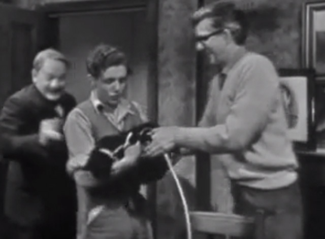 The Larkins - Cat Happy - Alf David Kossoff and Jeff Ronan O'Casey hand black cat Blackie to boy