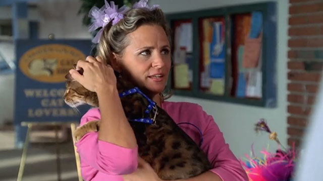 My Name is Earl - Larceny of a Kitty Cat - Judy Amy Sedaris holding Bengal tabby cat Sebastian
