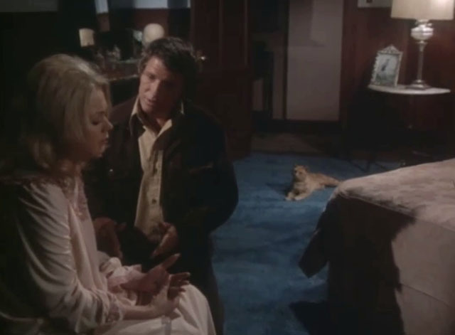 Night Gallery - Spectre in Tap-Shoes - male ginger tabby cat lying on carpeted floor behind Millicent Sandra Dee and Sam Christopher Connelly